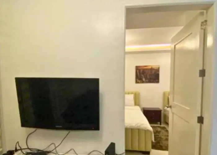 Aparthotel Place To Book Now Free Pool, Free Sauna, Sea View, And 40 Percent Discount Promo Month Units Complete With A Balcony And Stunning Views Of Bay Located In The Heart Of Updated 2025 Price *