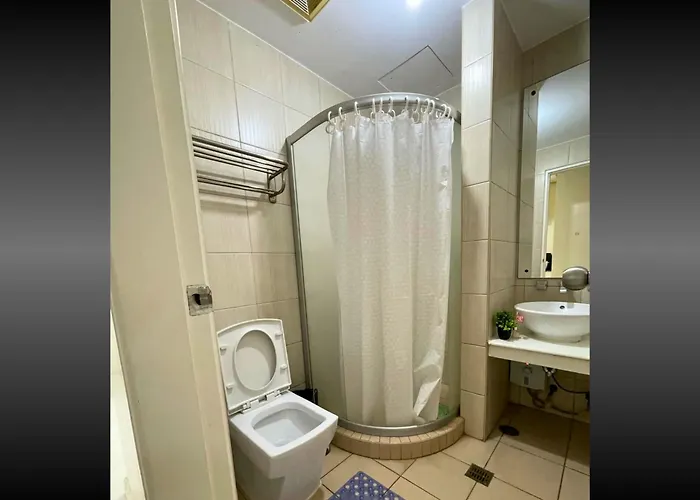 Place To Book Now Free Pool, Free Sauna, Sea View, And 40 Percent Discount Promo Month Units Complete With A Balcony And Stunning Views Of Bay Located In The Heart Of Updated 2025 Price Aparthotel